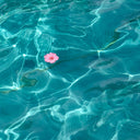 How to Wear Teal for Springs