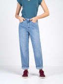 Darla Boyfriend Jeans