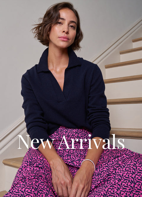 Bright Navy Clothes | Kettlewell - The Colour Experts